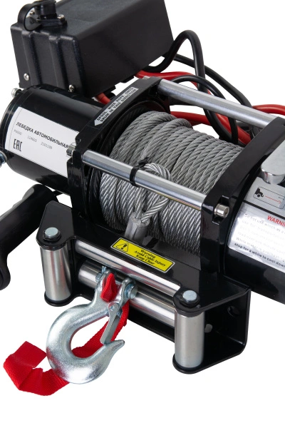Лебедка (2720 кг/20 м) автомобильная TOR 12 V P6000