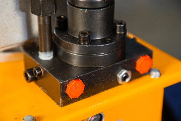 Насос электрогидравлический двусторонний TOR HHB-630B 220В, 0,75кВт, 8л