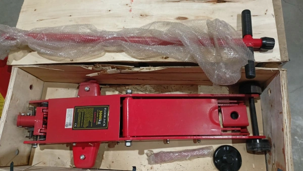 Домкрат подкатной TOR 3,0 т 130-600MM LT-C1003-1 удлиненный*